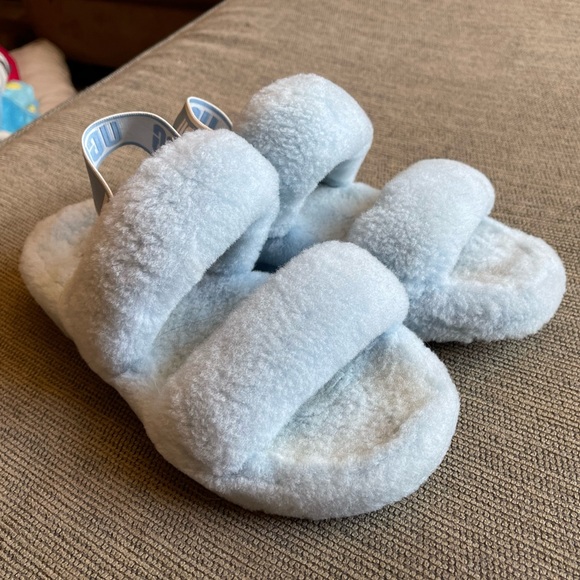 BLUE UGG FLUFF SLIDES SLIP ON SLIPPERS SHOES  7 EUC - Picture 2 of 6
